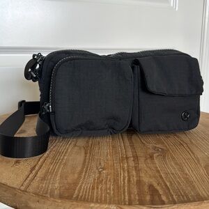 Lululemon Multi-Pocket Crossbody Bag 2.5L Black